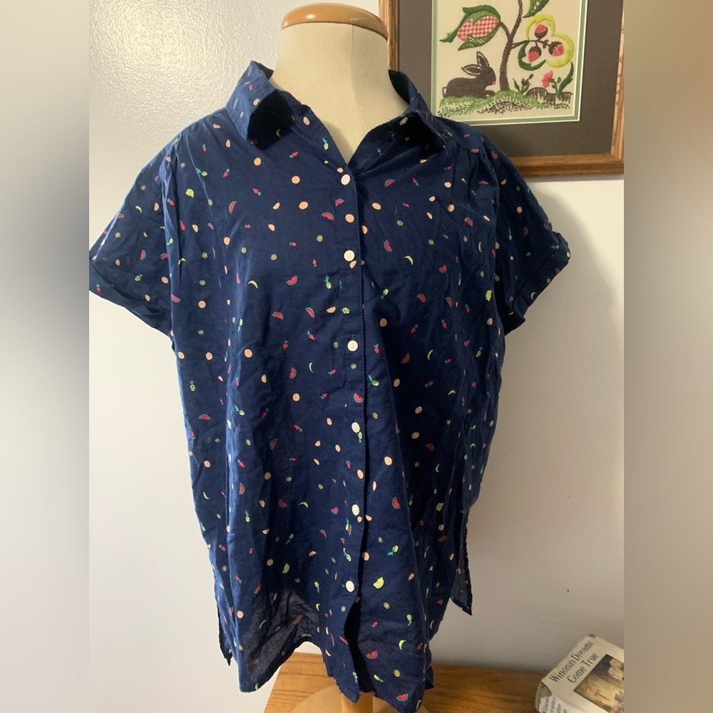 St. John's Bay Nwt Navy Blue Fruit Print Petite Large Preppy Button Up Shirt